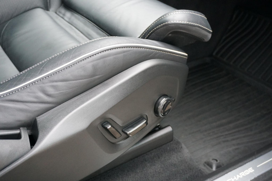 Volvo XC90 2.0 T8 Recharge AWD R-Design 7 PERS. + LUCHTVERING / B&W AUDIO / 360 CAMERA