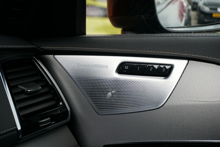 Volvo XC90 2.0 T8 Recharge AWD R-Design 7 PERS. + LUCHTVERING / B&W AUDIO / 360 CAMERA