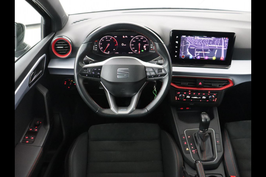 Seat Ibiza 1.0 EcoTSI FR Intense | Stoelverwarming | Adaptive cruise | Leder/Alcantara | Camera | Carplay | Virtual Cockpit | Full LED | Navigatie | Climate control | Parkeerhulp | Bluetooth