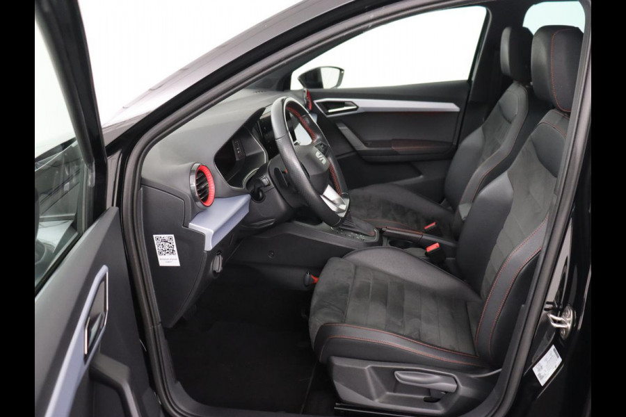 Seat Ibiza 1.0 EcoTSI FR Intense | Stoelverwarming | Adaptive cruise | Leder/Alcantara | Camera | Carplay | Virtual Cockpit | Full LED | Navigatie | Climate control | Parkeerhulp | Bluetooth