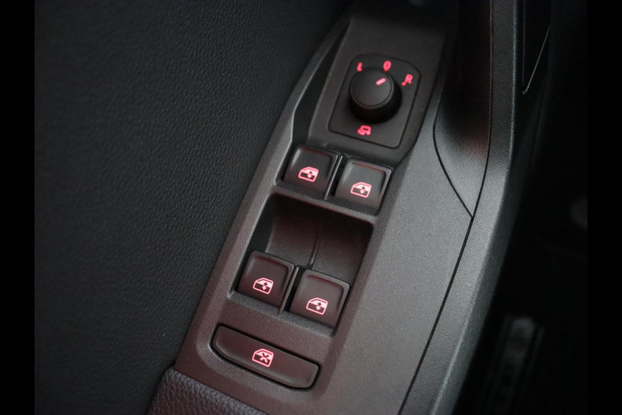 Seat Ibiza 1.0 EcoTSI FR Intense | Stoelverwarming | Adaptive cruise | Leder/Alcantara | Camera | Carplay | Virtual Cockpit | Full LED | Navigatie | Climate control | Parkeerhulp | Bluetooth