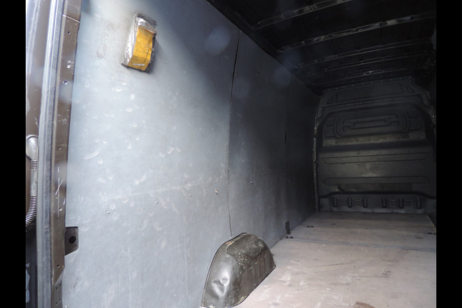 Mercedes-Benz Sprinter 314 2.2 CDI L3H2 DC EURO VI-D motor schade