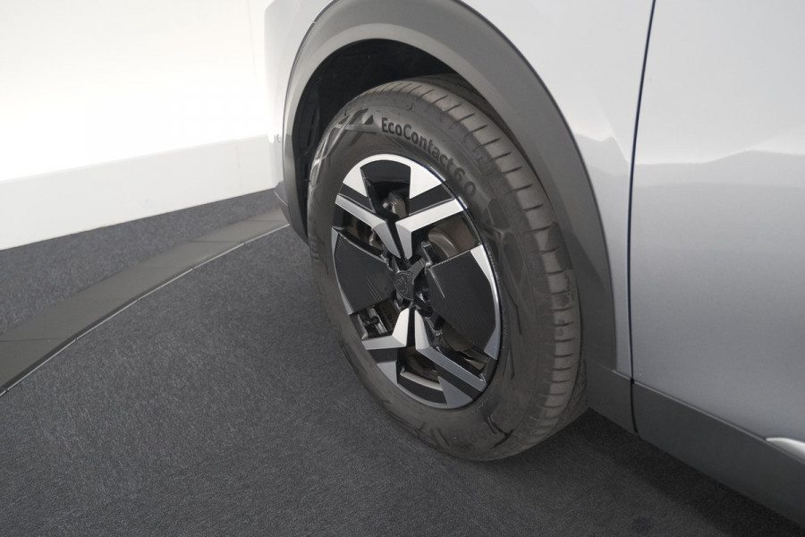 Peugeot e-2008 EV GT 50 kWh | 3 Fase | 360 Camera | Adaptieve Cruise Control | Dodehoekdetectie