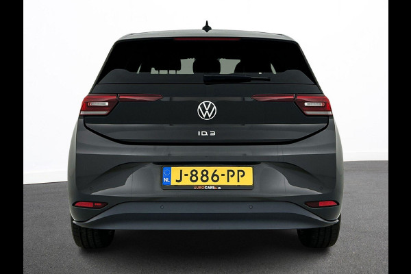 Volkswagen ID.3 First Plus 58 kWh Navigatie Apple Carplay/Android Auto Camera Parkeersensoren Adaptive Cruise Control Full LED Matrix Stoel- en stuurverwarming Lichtmetalen velgen Climate Control