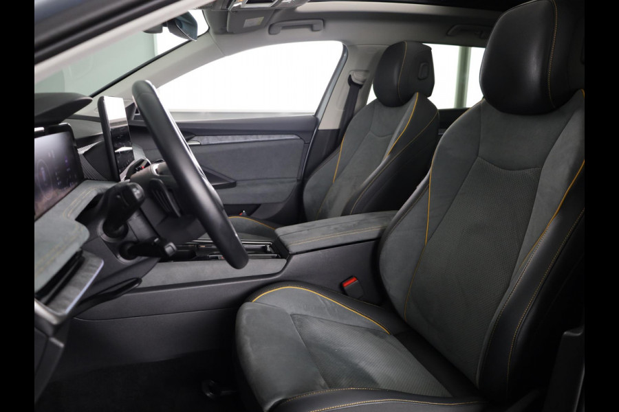 Škoda Superb combi First Edition 1.5 TSI m-HEV 150 pk Automaat (DSG) | Verlengde garantie | Navigatie | Panoramadak | Parkeersensoren | Achteruitrijcamera | Stoelverwarming |