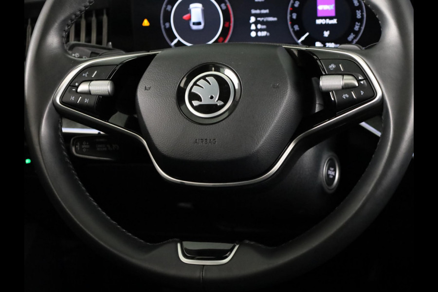 Škoda Superb combi First Edition 1.5 TSI m-HEV 150 pk Automaat (DSG) | Verlengde garantie | Navigatie | Panoramadak | Parkeersensoren | Achteruitrijcamera | Stoelverwarming |