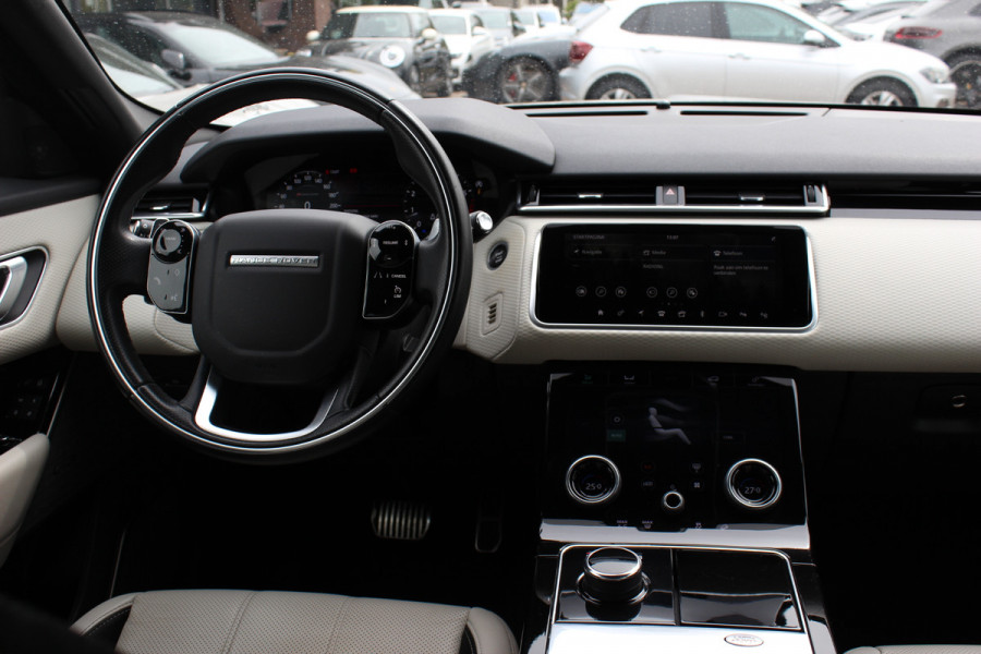 Land Rover Range Rover Velar 2.0 P250 Turbo AWD HSE R Dynamic / 360Camera / Luxe Leder / Keyless / Matrix LED / 21'' / CarPlay / Stoelverwarming / Dodehoek / DAB / ACC