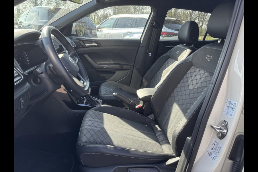 Volkswagen T-Cross 1.5 TSI R-Line Edition Camera | Adaptive Cruise | Stoeverwarming | Apple Carplay