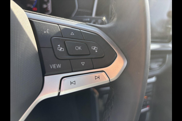 Volkswagen T-Cross 1.5 TSI R-Line Edition Camera | Adaptive Cruise | Stoeverwarming | Apple Carplay