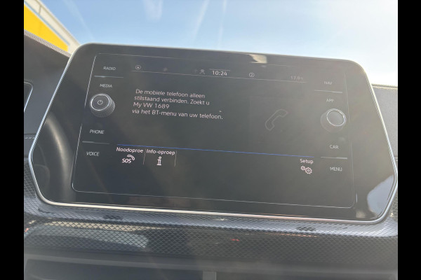 Volkswagen T-Cross 1.5 TSI R-Line Edition Camera | Adaptive Cruise | Stoeverwarming | Apple Carplay