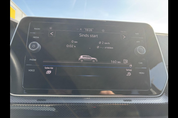 Volkswagen T-Cross 1.5 TSI R-Line Edition Camera | Adaptive Cruise | Stoeverwarming | Apple Carplay
