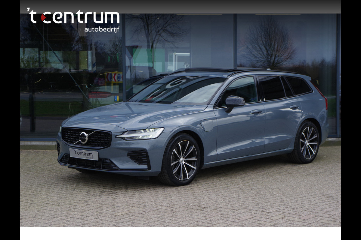 Volvo V60 2.0 T6 Plug-in Hybrid AWD 350 PK Ultimate Dark Long Range, Panoramadak, Trekhaak, H/K Sound, Adap. Cruise Control