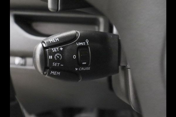 Peugeot Expert 2.0 BlueHDI 180pk Automaat L3H1 Dubbele Cabine Navigatie Trekhaak Apple Carplay/ Android Auto Cruise control