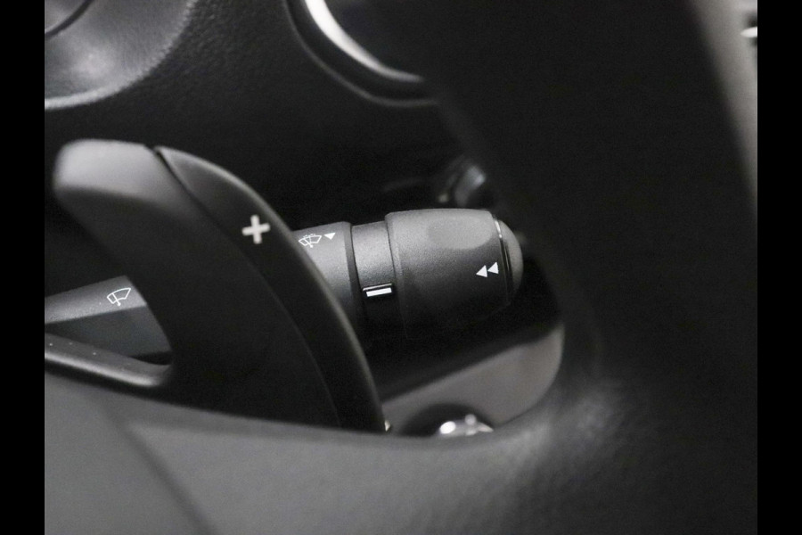 Peugeot Expert 2.0 BlueHDI 180pk Automaat L3H1 Dubbele Cabine Navigatie Trekhaak Apple Carplay/ Android Auto Cruise control