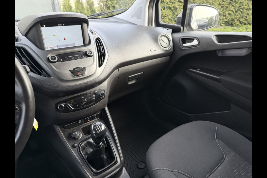 Ford Transit Courier 1.5 TDCI / 1e EIGENAAR / 54.515 KM ! / AIRCO / PDC / NAVI / DAB