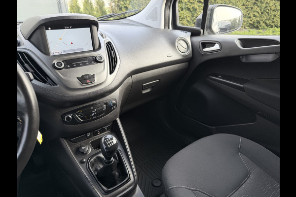 Ford Transit Courier 1.5 TDCI / 1e EIGENAAR / 54.515 KM ! / AIRCO / PDC / NAVI / DAB