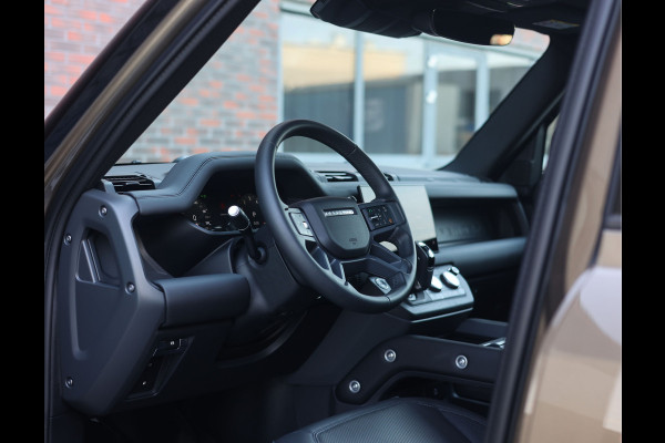 Land Rover Defender P300e X-Dynamic SE | Urban - Pano - Trekhaak