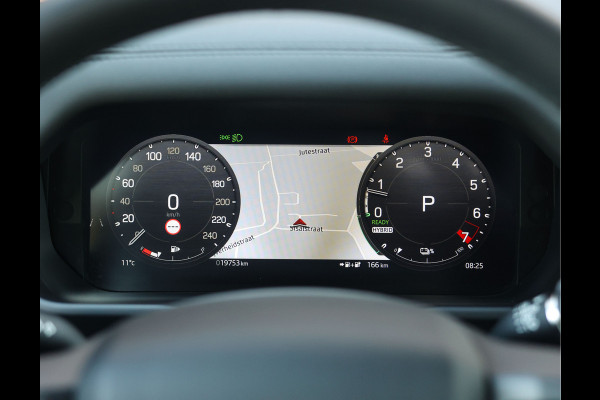 Land Rover Defender P300e X-Dynamic SE | Urban - Pano - Trekhaak