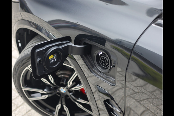 BMW X5 50e xDrive | Skylounge - Trekhaak - Bowers&Wilkins