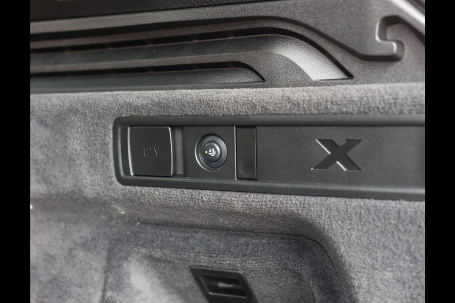 BMW X5 50e xDrive | Skylounge - Trekhaak - Bowers&Wilkins