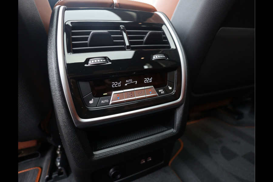 BMW X5 50e xDrive | Skylounge - Trekhaak - Bowers&Wilkins