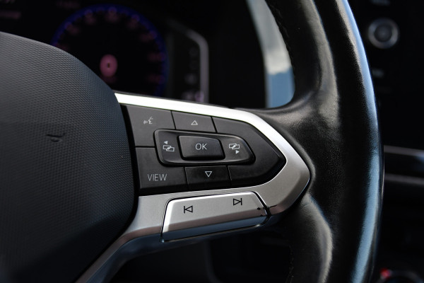 Volkswagen Transporter 2.0 TDI L1H1 28 Bulli Virtual Cockpit, Cruise, Camera, 150pk, LED, Airco, Trekhaak, Uniek!