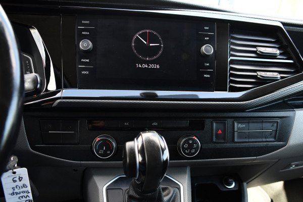Volkswagen Transporter 2.0 TDI L1H1 28 Bulli Virtual Cockpit, Cruise, Camera, 150pk, LED, Airco, Trekhaak, Uniek!