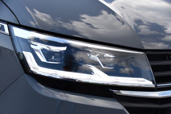 Volkswagen Transporter 2.0 TDI L1H1 28 Bulli Virtual Cockpit, Cruise, Camera, 150pk, LED, Airco, Trekhaak, Uniek!