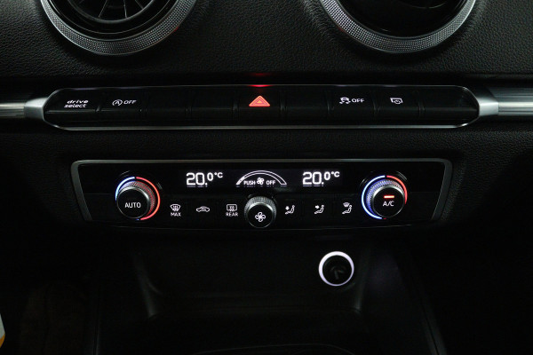 Audi A3 Sportback 1.0 TFSI Sport Lease Edition Automaat (PARKEERSENSOREN, NAVIGATIE, CRUISE CONTROL, AUTOMAAT)