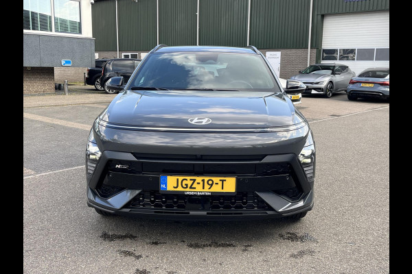 Hyundai Kona 1.6 GDI HEV N Line 1.518km! 12/2025! | ORIG. NL. NAP| ADAPTIEVE CRUISE CONTROL | SOH 100%! | BOSE AUDIO INSTALATIE | 360° CAMERA | 5 JAAR FABRIEKSGARANTIE| STOELVERWARMING + VENTILATIE|