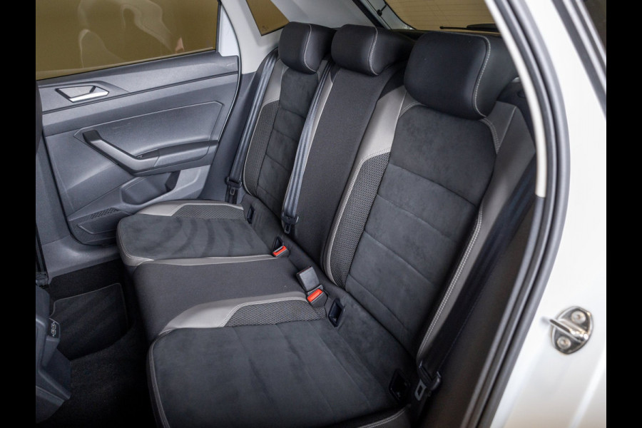 Volkswagen Polo 1.0 TSI Highline Business R / 116pk / Achteruitrij camera / Stoelverwarming / Virtual cockpit /