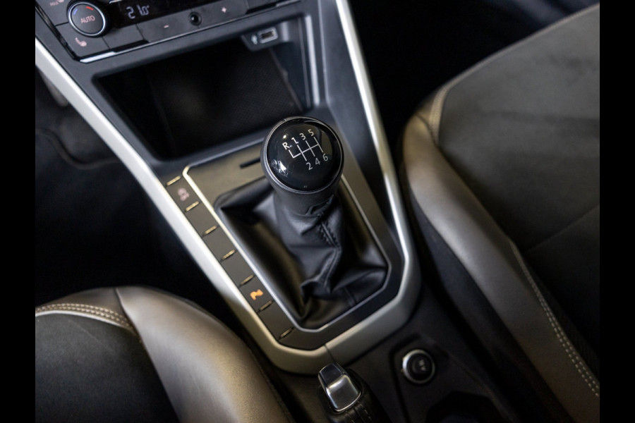 Volkswagen Polo 1.0 TSI Highline Business R / 116pk / Achteruitrij camera / Stoelverwarming / Virtual cockpit /