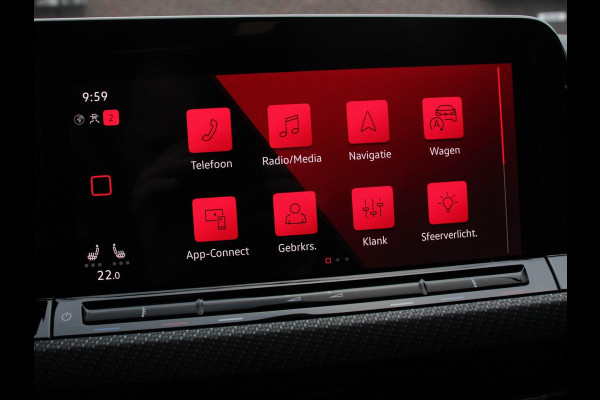 Volkswagen Golf 1.5 eTSI 150pk DSG R-Line Panorama dak Navigatie Apple Carplay/Android Auto Climate Control Camera Dab Extra Getint Glas Adaptive Cruise Control Virtual Cockpit Lichtmetalen Velgen