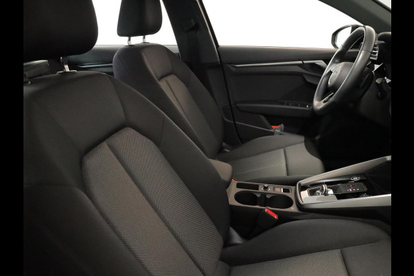 Audi A3 Sportback 30 TFSI Pro Line 110 pk S-tronic | Verlengde garantie | Navigatie via App | Parkeersensoren achter | Cruise control |