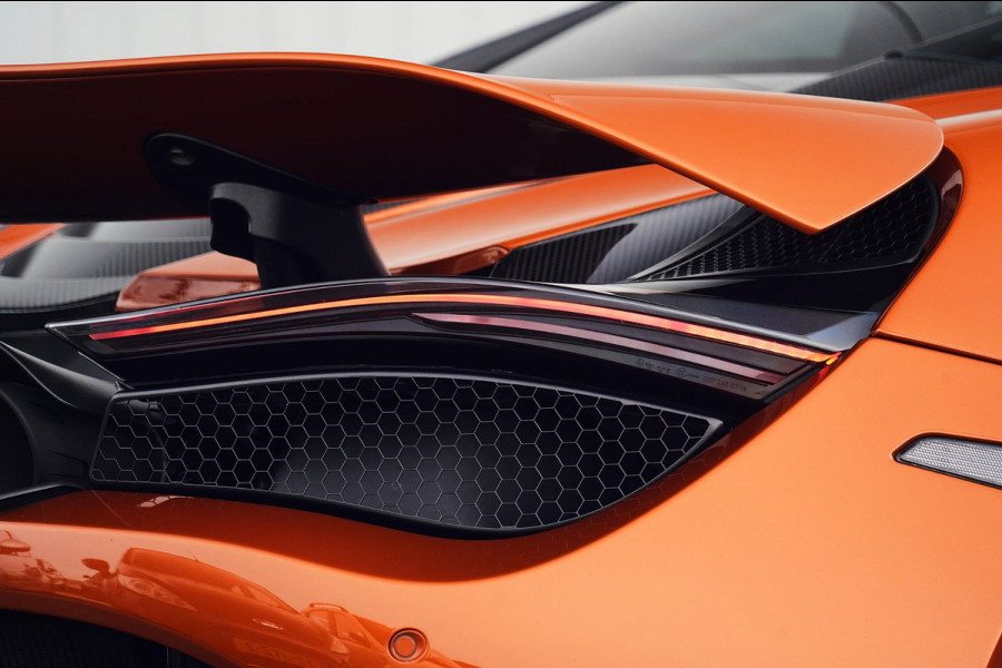 McLaren 720S 4.0 V8 Performance / Lift / 1e Eig. / 360 / Full Carbon / Sport Exhaust / MSO / 29dkm NAP