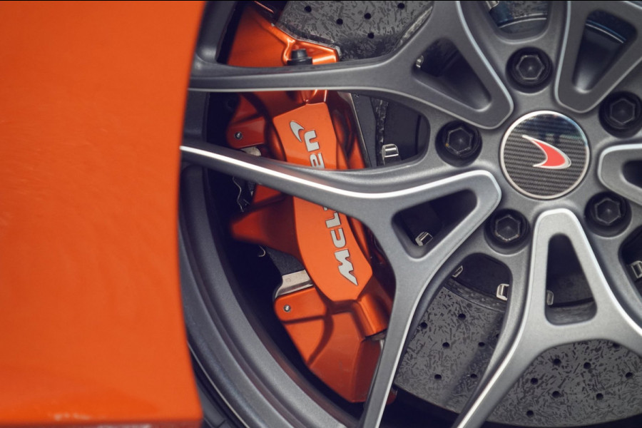 McLaren 720S 4.0 V8 Performance / Lift / 1e Eig. / 360 / Full Carbon / Sport Exhaust / MSO / 29dkm NAP