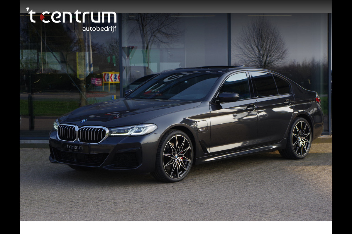 BMW 5 Serie 530e M-Sport Business Edition Plus 293 PK, Schuifdak, Driving Ass. Prof, Camera, Head-Up, Carplay