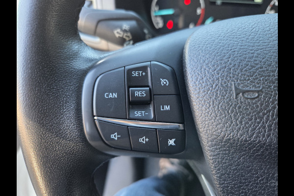 Ford Transit Custom 2.0 TDCI Automaat Trend Airco Cruisecontrol Navi Trekhaak Verwarmde stoel