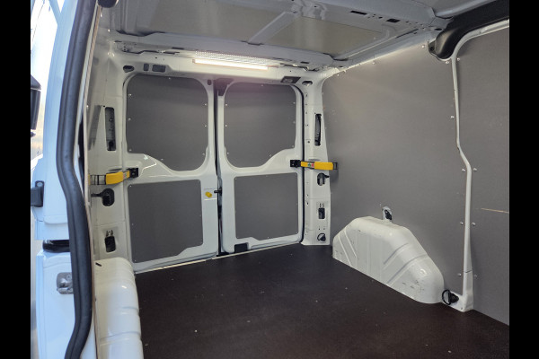 Ford Transit Custom 2.0 TDCI Automaat Trend Airco Cruisecontrol Navi Trekhaak Verwarmde stoel