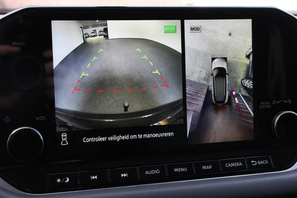 Nissan QASHQAI 1.3 DIG-T 158 pk Automaat N-Connecta Navigatie Apple Carplay/Android Auto Adaptive Cruise Control Parkeersensoren 360 camera Park Assist Lane Assist Stoel- en stuurwielverwarming Verwarmde voorruit LED koplampen Privacy Glass Trekhaak