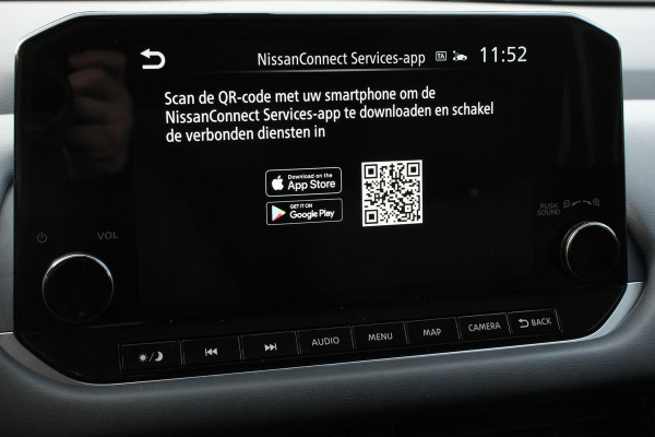 Nissan QASHQAI 1.3 DIG-T 158 pk Automaat N-Connecta Navigatie Apple Carplay/Android Auto Adaptive Cruise Control Parkeersensoren 360 camera Park Assist Lane Assist Stoel- en stuurwielverwarming Verwarmde voorruit LED koplampen Privacy Glass Trekhaak