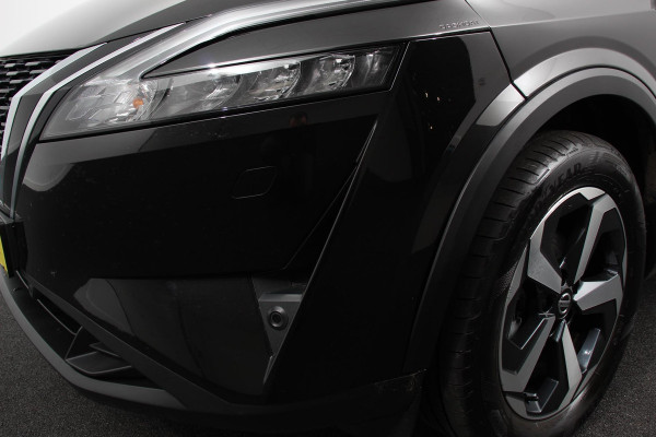 Nissan QASHQAI 1.3 DIG-T 158 pk Automaat N-Connecta Navigatie Apple Carplay/Android Auto Adaptive Cruise Control Parkeersensoren 360 camera Park Assist Lane Assist Stoel- en stuurwielverwarming Verwarmde voorruit LED koplampen Privacy Glass Trekhaak