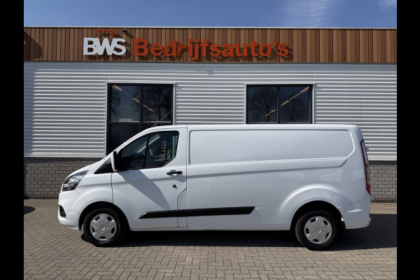 Ford Transit Custom 300 2.0 TDCI 130pk L2H1 Trend / euro 6 / vaste prijs rijklaar € 12.950 ex btw / lease vanaf € 218 / airco / cruise / navigatie / camera / trekhaak 2700 kg !