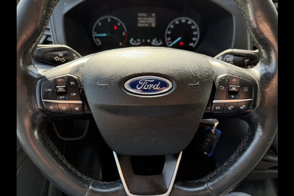 Ford Transit Custom 300 2.0 TDCI 130pk L2H1 Trend / euro 6 / vaste prijs rijklaar € 12.950 ex btw / lease vanaf € 218 / airco / cruise / navigatie / camera / trekhaak 2700 kg !