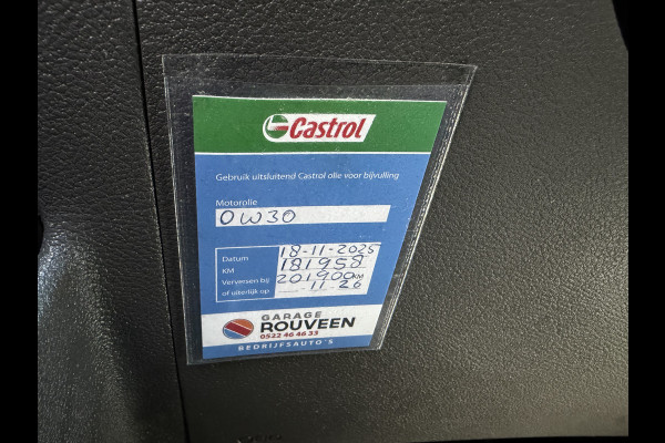 Ford Transit Custom 300 2.0 TDCI 130pk L2H1 Trend / euro 6 / vaste prijs rijklaar € 12.950 ex btw / lease vanaf € 218 / airco / cruise / navigatie / camera / trekhaak 2700 kg !