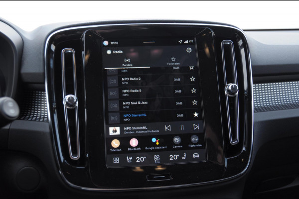 Volvo EX40 252PK Auotmaat Single Motor Extended Range Plus Panoramadak / Apple Carplay / Android Auto / Harman kardon audio / Adaptive cruise control / Pilot assist / Lichtmetalen velgen /