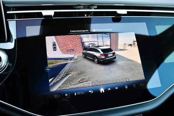 Mercedes-Benz E-Klasse Estate AMG 53 4M+ Pano Superscreen Trekh Burm HUD Distronic Night