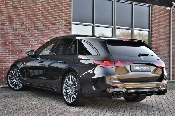 Mercedes-Benz E-Klasse Estate AMG 53 4M+ Pano Superscreen Trekh Burm HUD Distronic Night