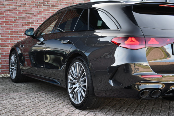 Mercedes-Benz E-Klasse Estate AMG 53 4M+ Pano Superscreen Trekh Burm HUD Distronic Night