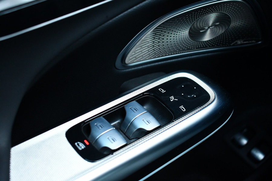 Mercedes-Benz E-Klasse Estate AMG 53 4M+ Pano Superscreen Trekh Burm HUD Distronic Night